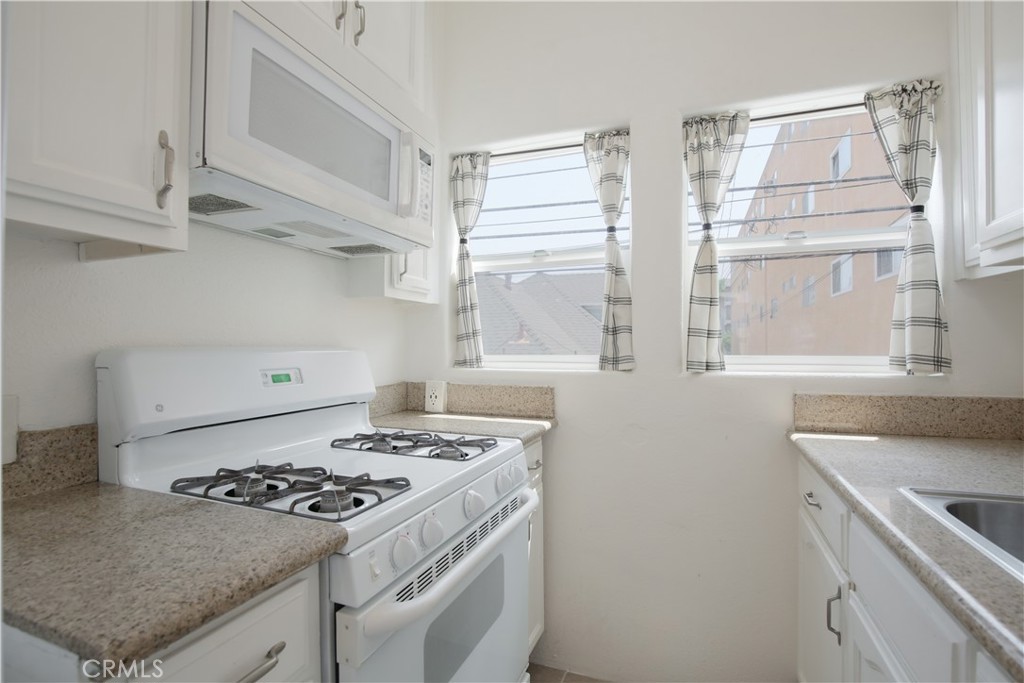 354 Chestnut Avenue 33