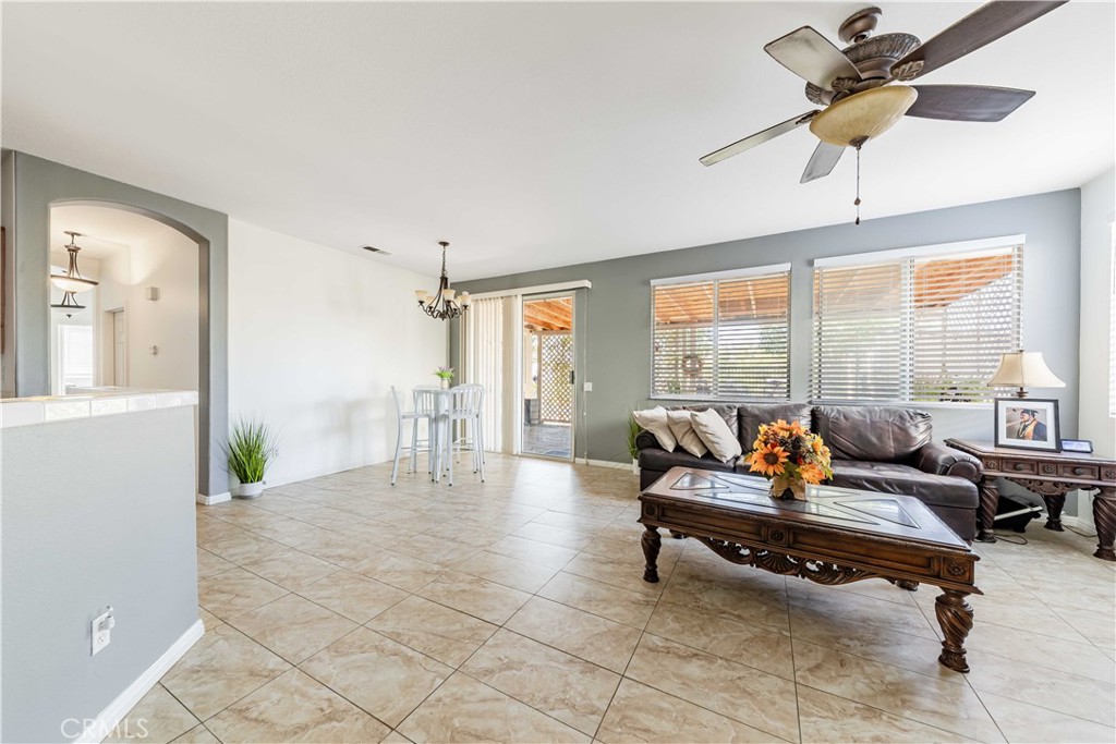 21770 Calle Prima