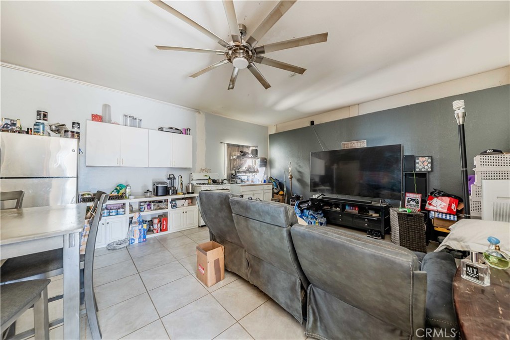 21770 Calle Prima
