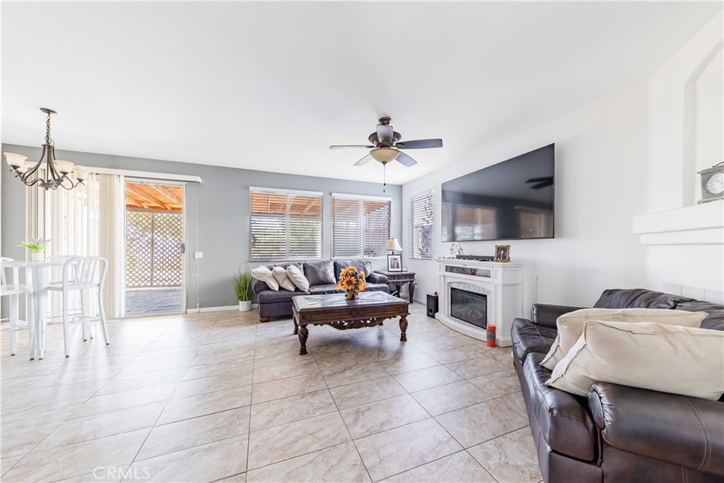 21770 Calle Prima
