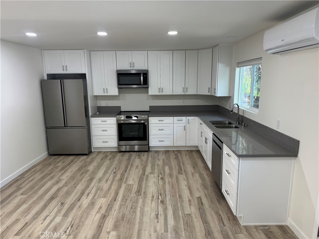 555 W California Avenue