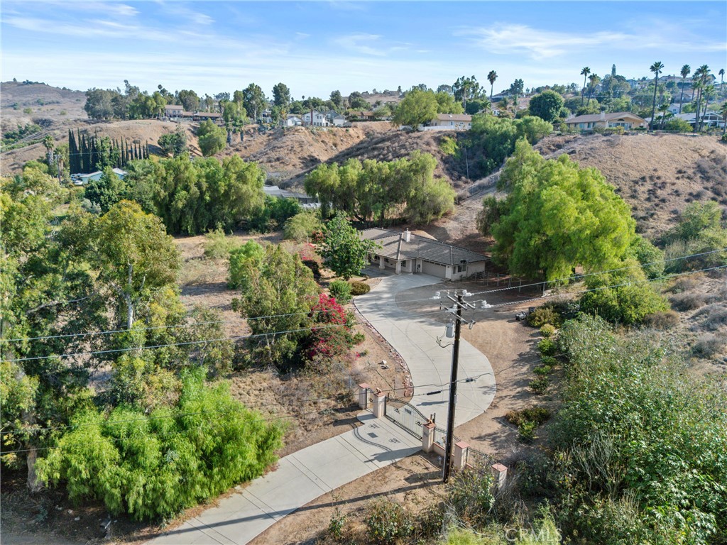 14511 Pine Court
