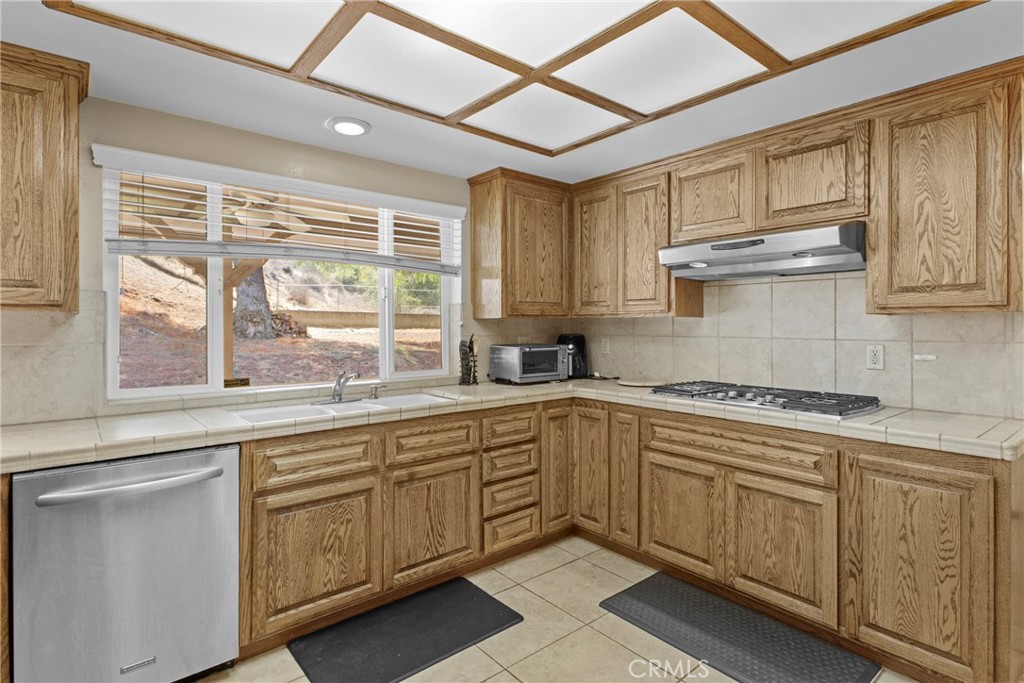 14511 Pine Court