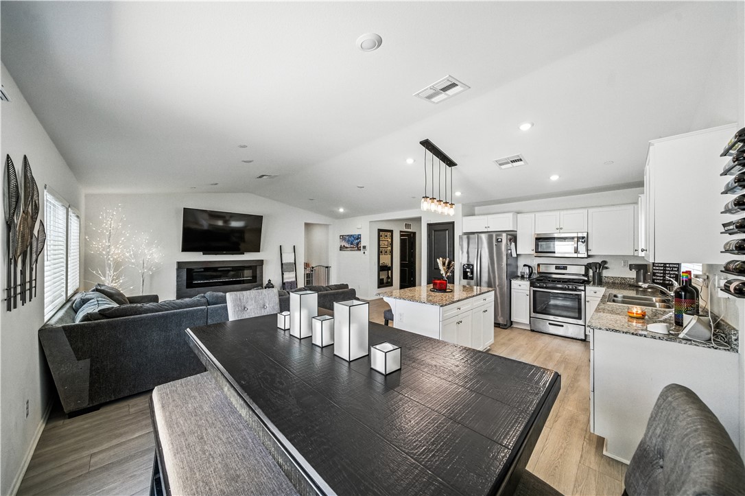 1267 Tradition Avenue