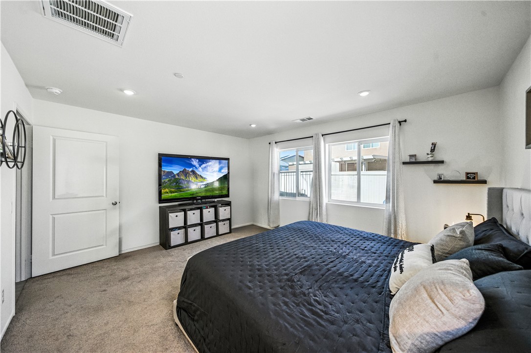 1267 Tradition Avenue