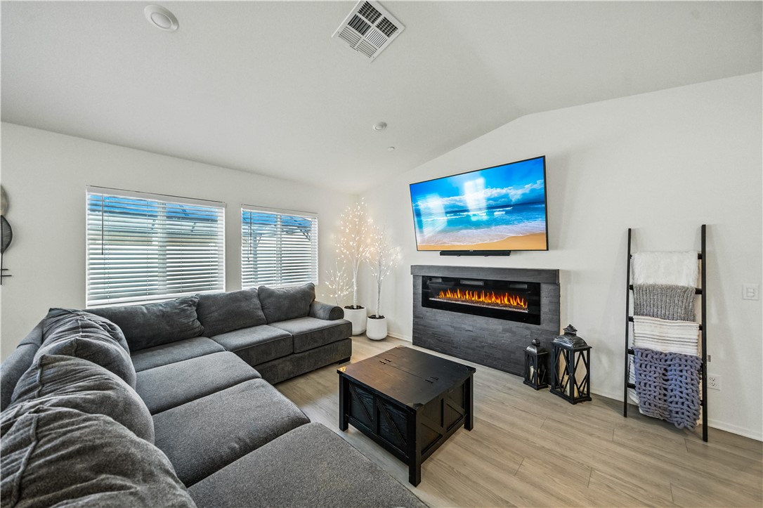 1267 Tradition Avenue