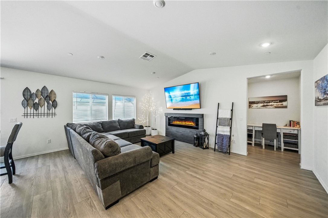 1267 Tradition Avenue