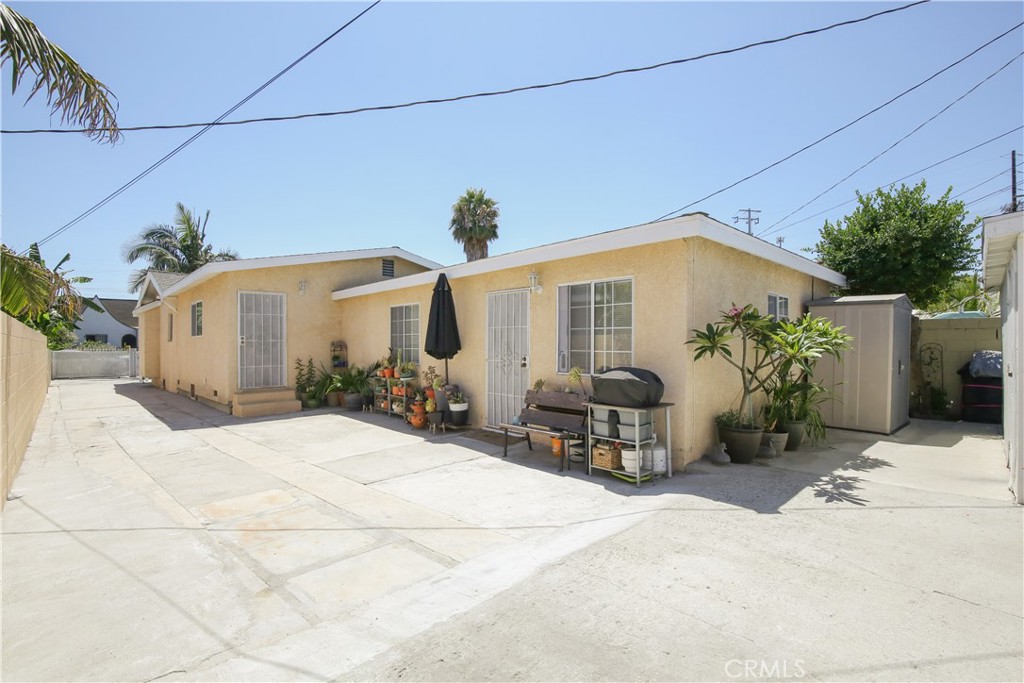 2815 Exposition Place