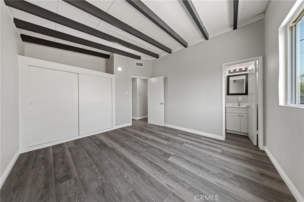 24800 Carolyn Avenue