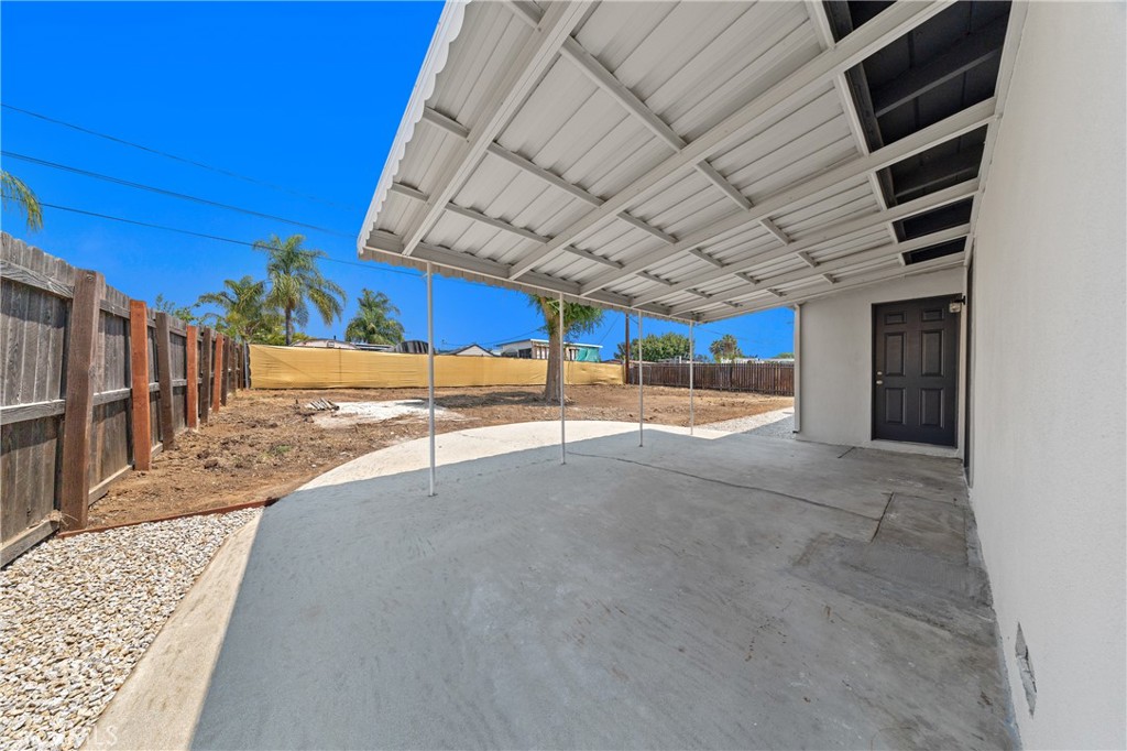 24800 Carolyn Avenue