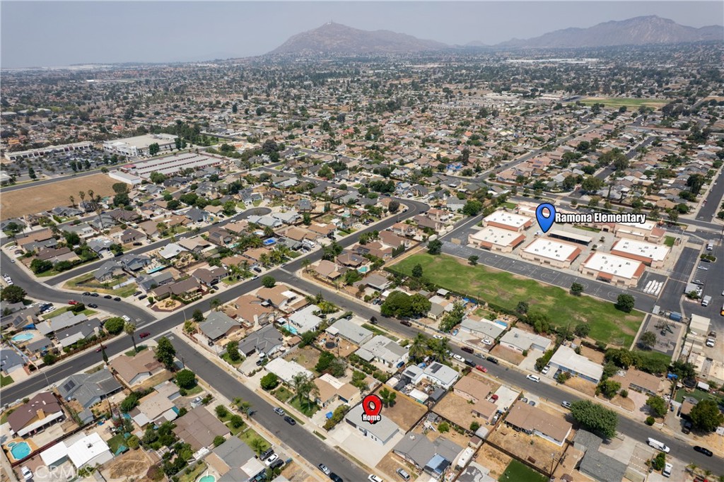 24800 Carolyn Avenue