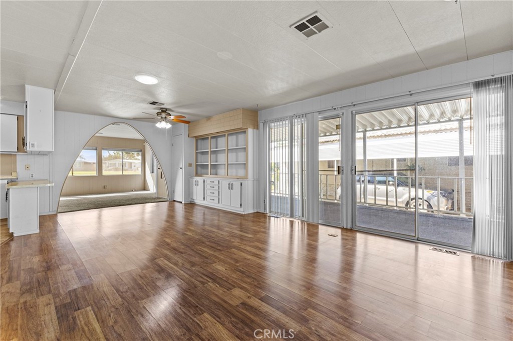 2230 Lake Park Dr. 106