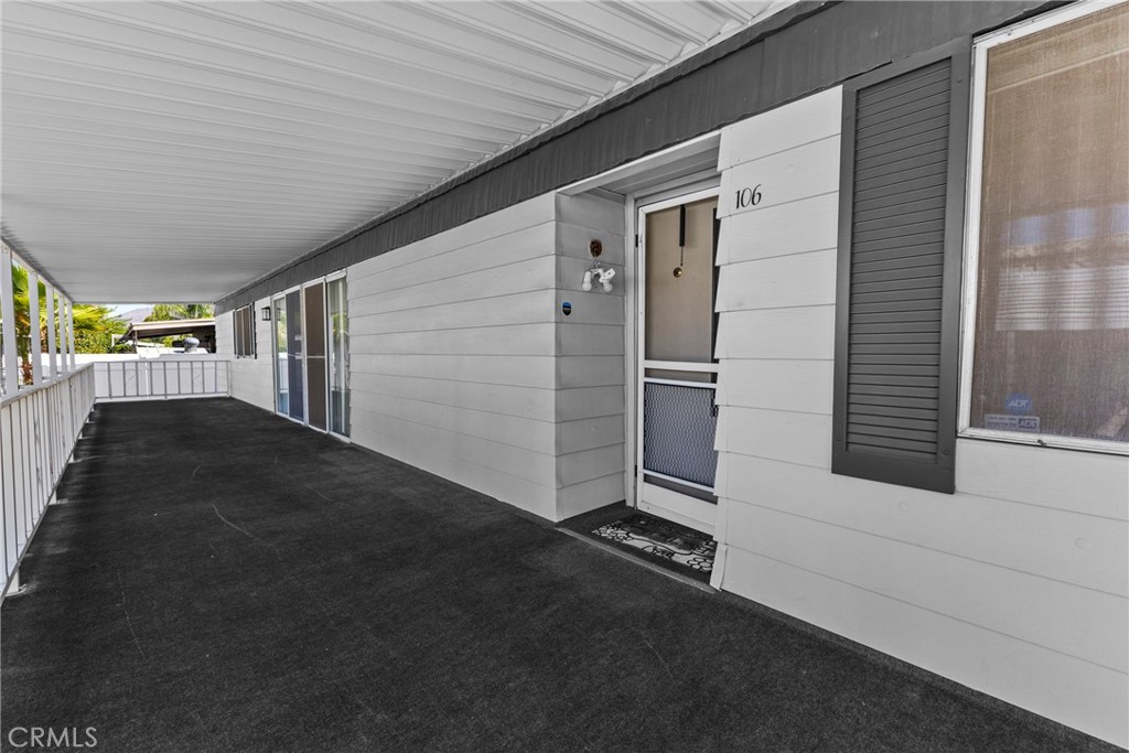 2230 Lake Park Dr. 106