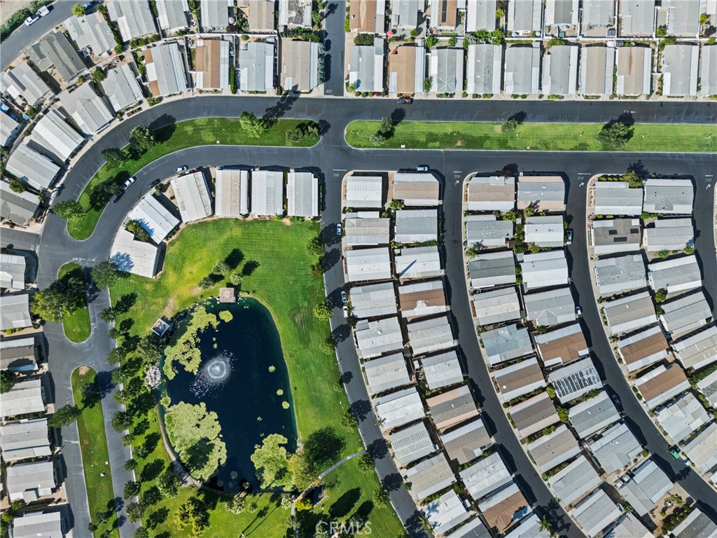 2230 Lake Park Dr. 106