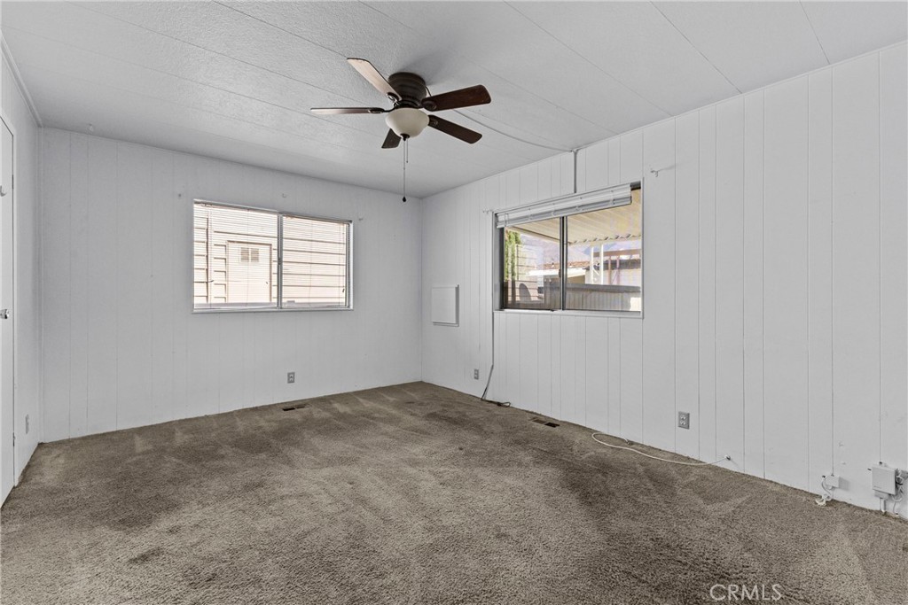 2230 Lake Park Dr. 106