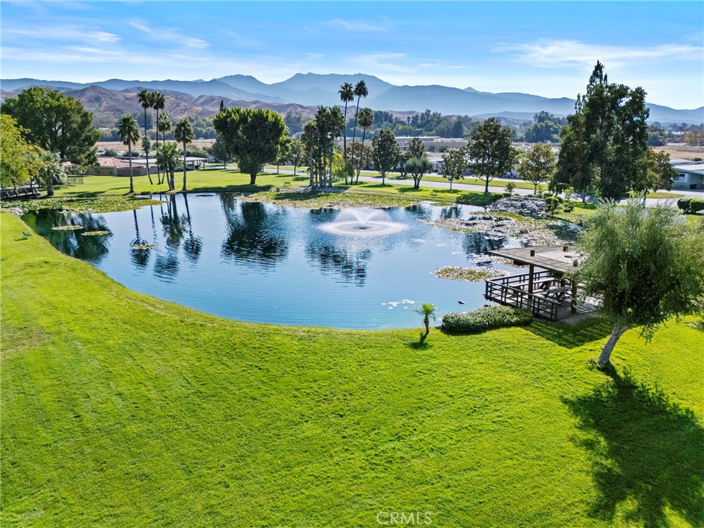 2230 Lake Park Dr. 106