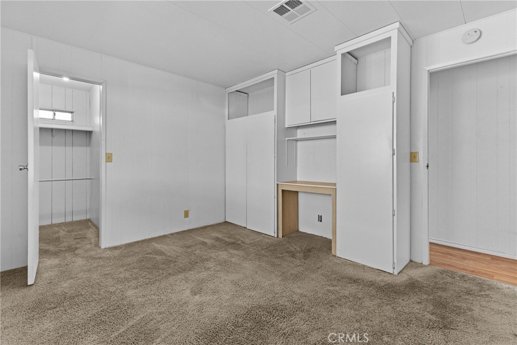 2230 Lake Park Dr. 106