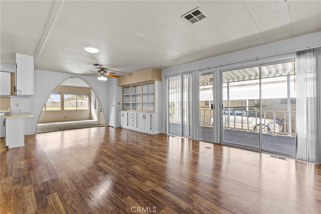 2230 Lake Park Dr. 106