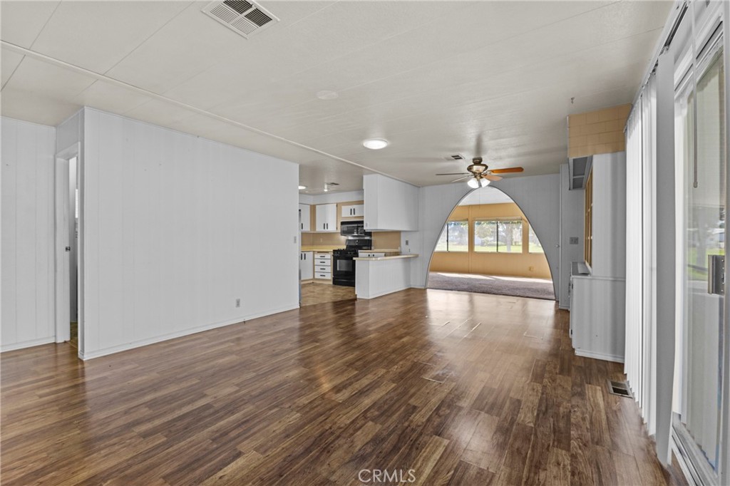 2230 Lake Park Dr. 106