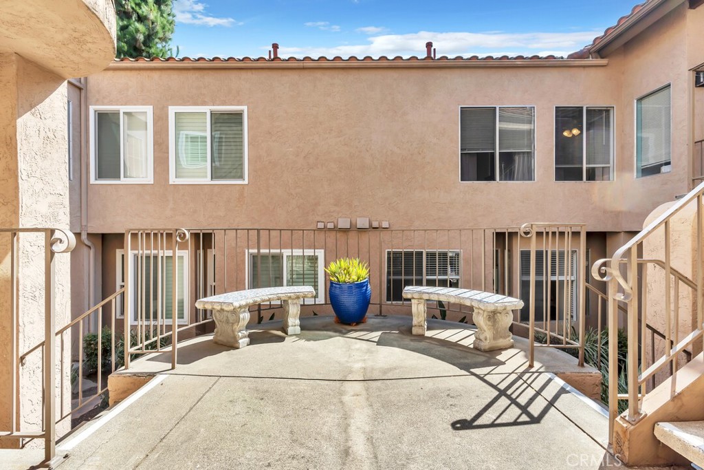 1145 Privet Street