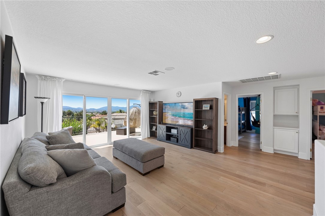 32833 Northshire Circle