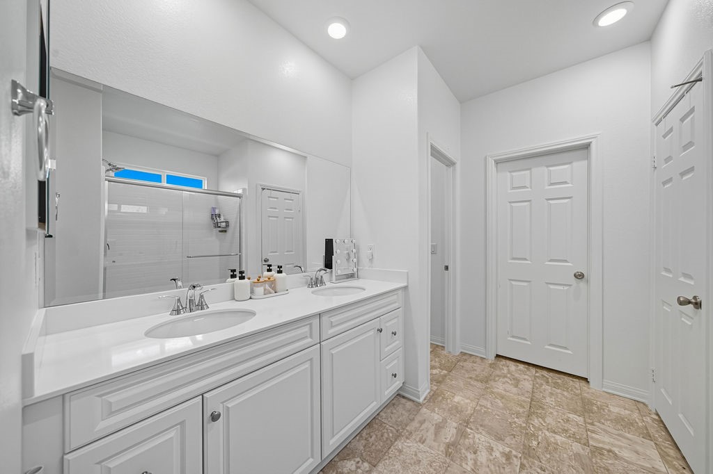 25951 Rutherford Court