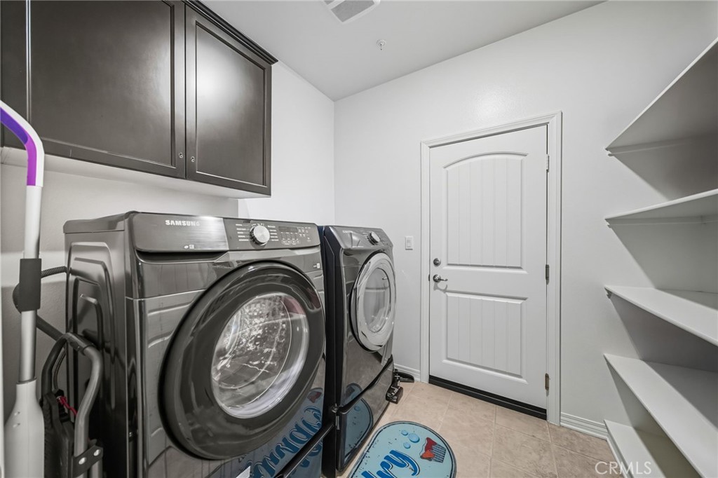 28693 Wedelia Street