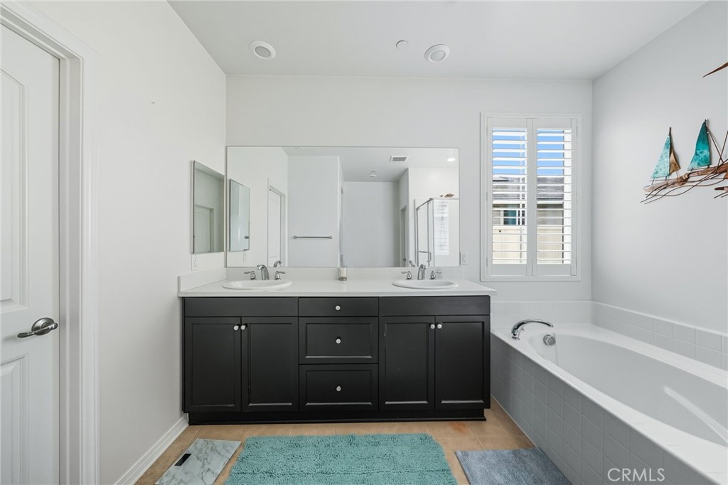 28693 Wedelia Street