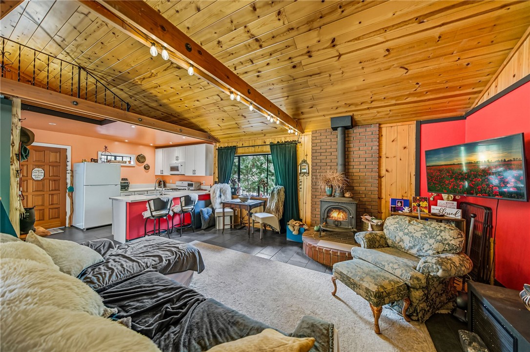 25106 Rim Rock Rd