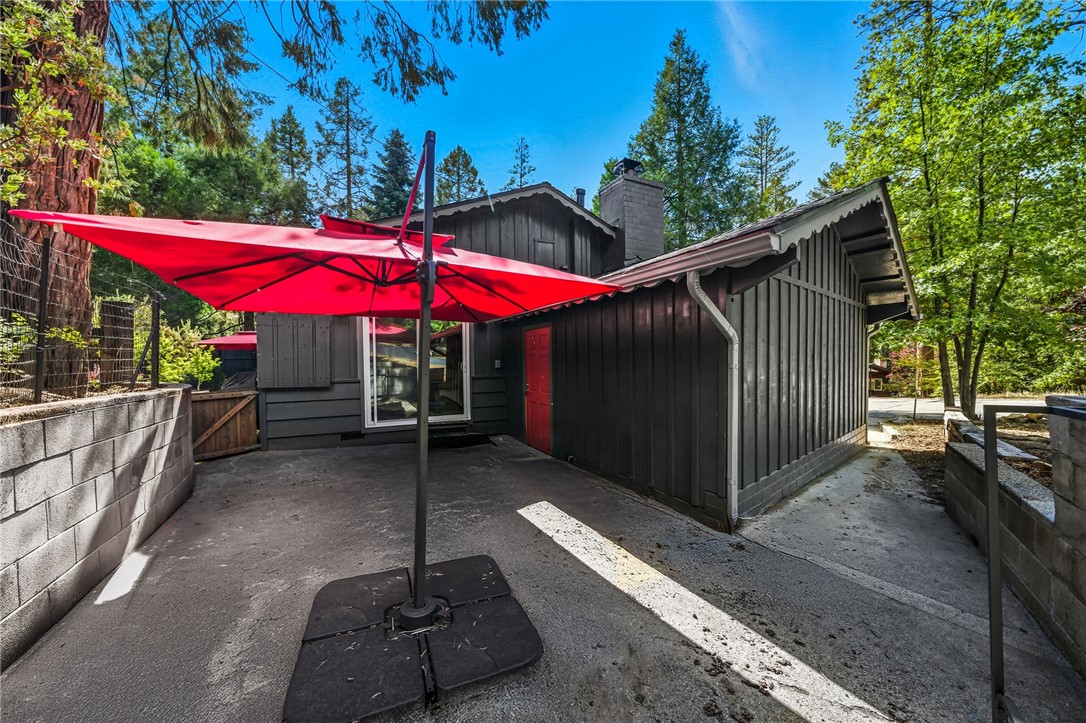 25106 Rim Rock Rd