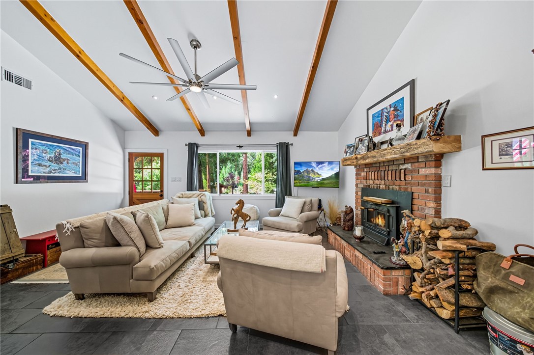 25106 Rim Rock Rd