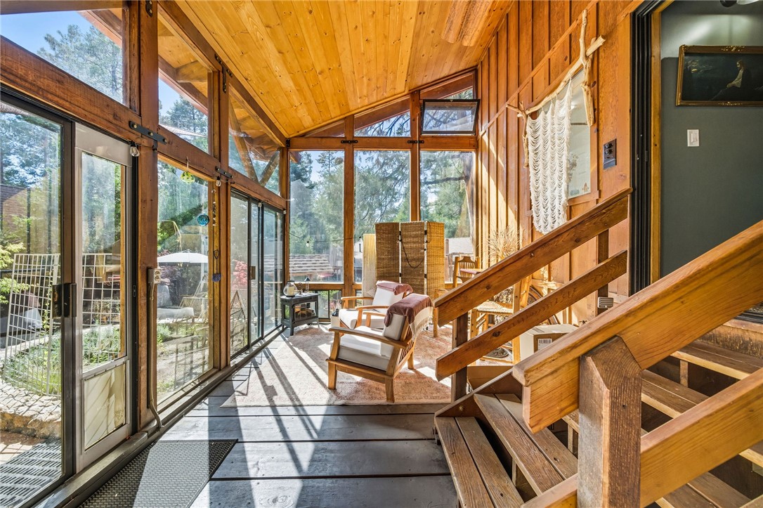 25106 Rim Rock Rd