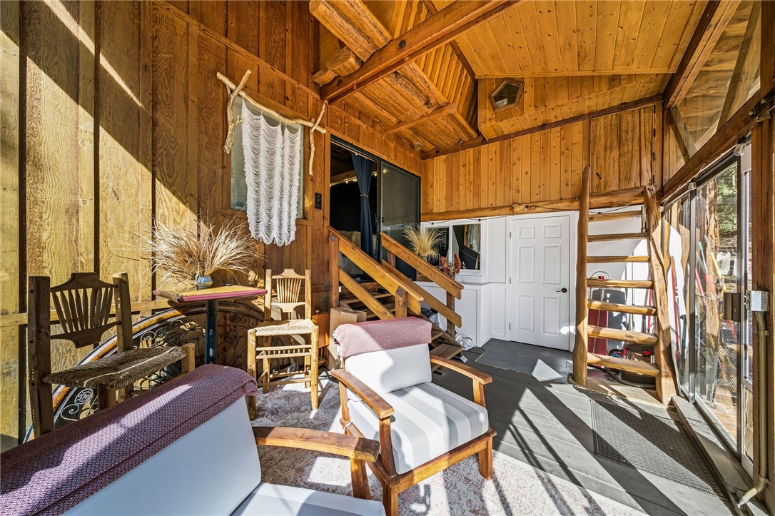 25106 Rim Rock Rd