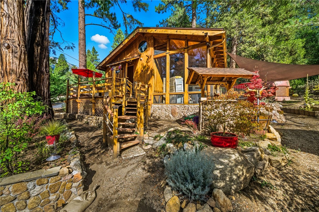 25106 Rim Rock Rd