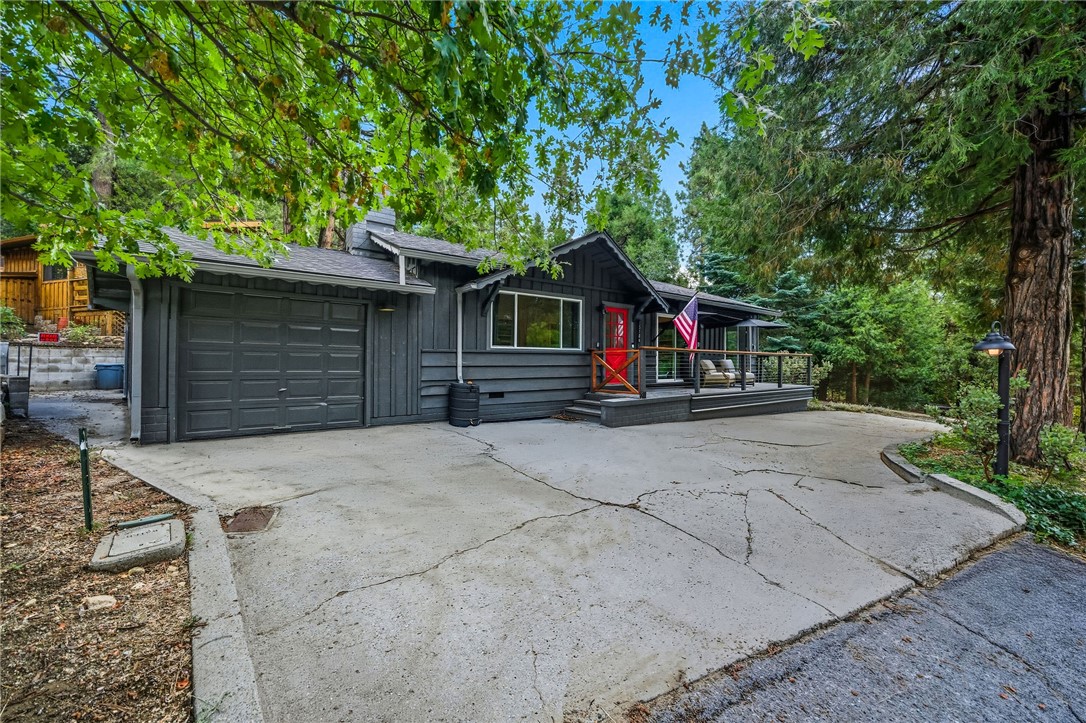 25106 Rim Rock Rd