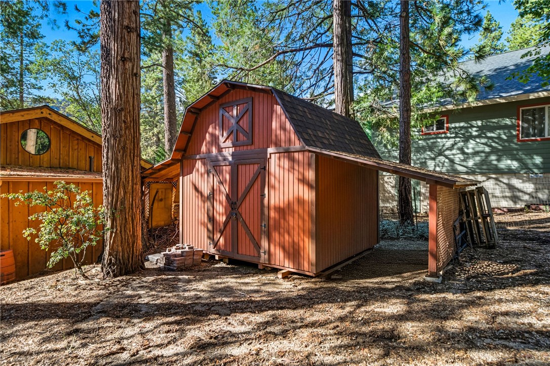 25106 Rim Rock Rd