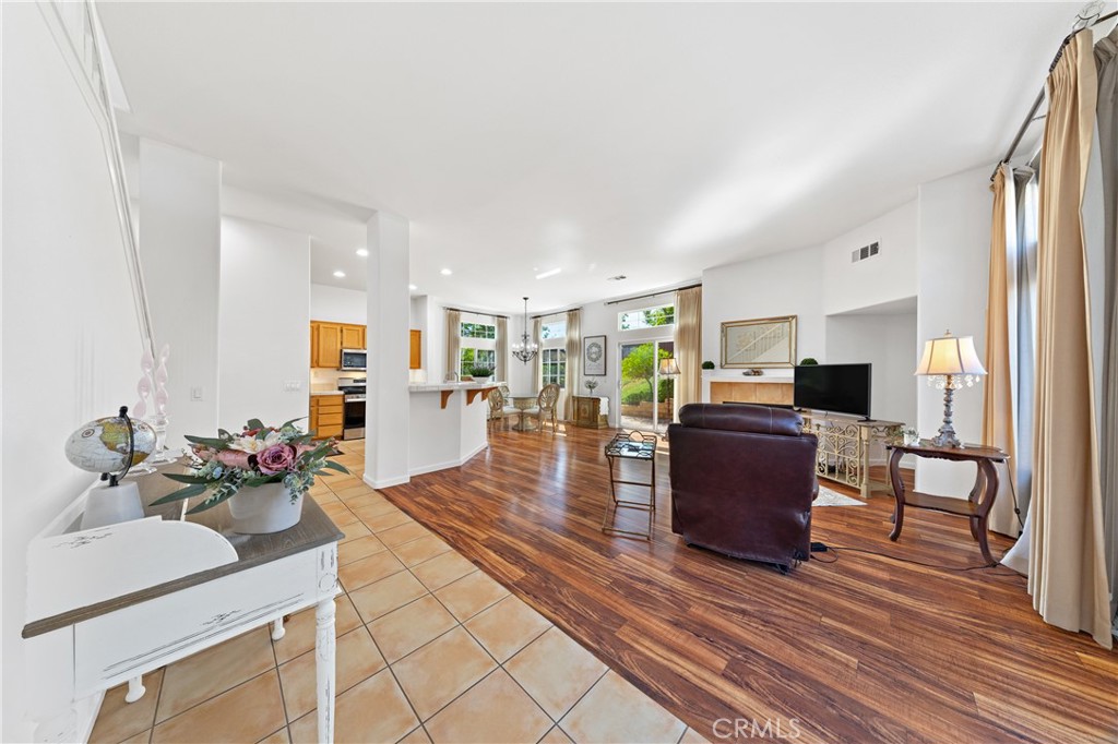 29818 Hillside View Ct