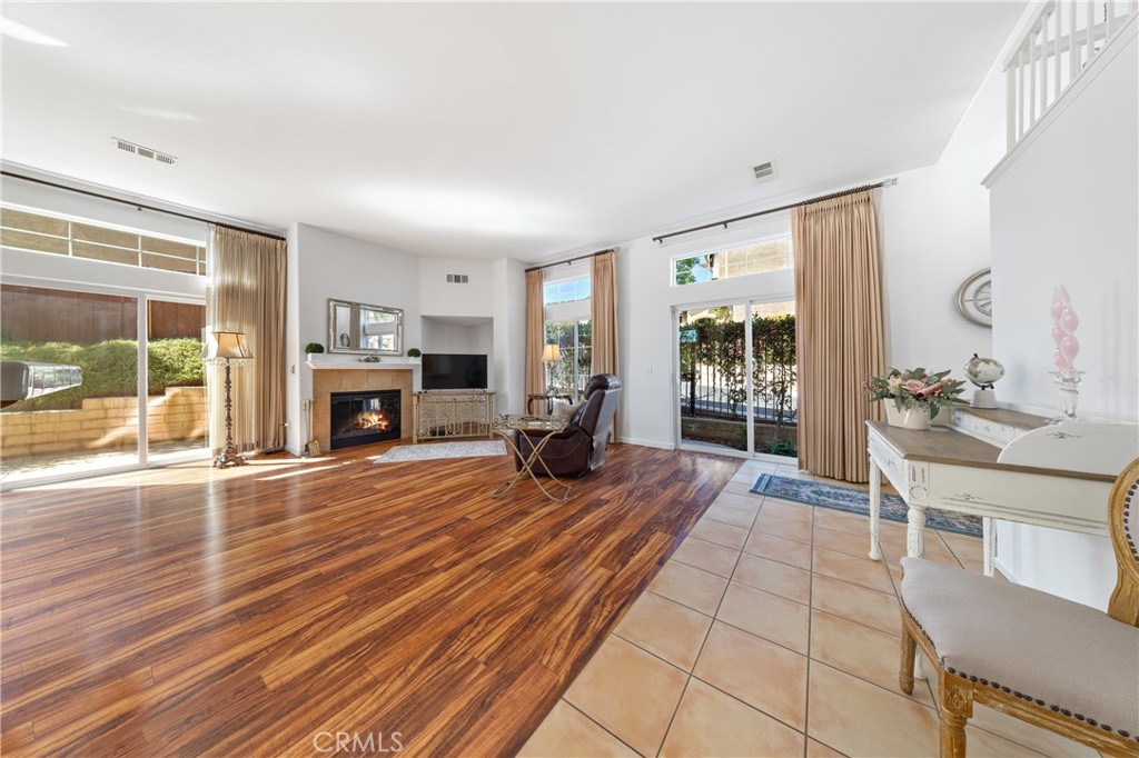 29818 Hillside View Ct