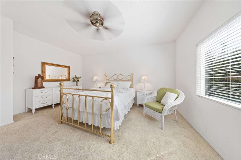 29818 Hillside View Ct