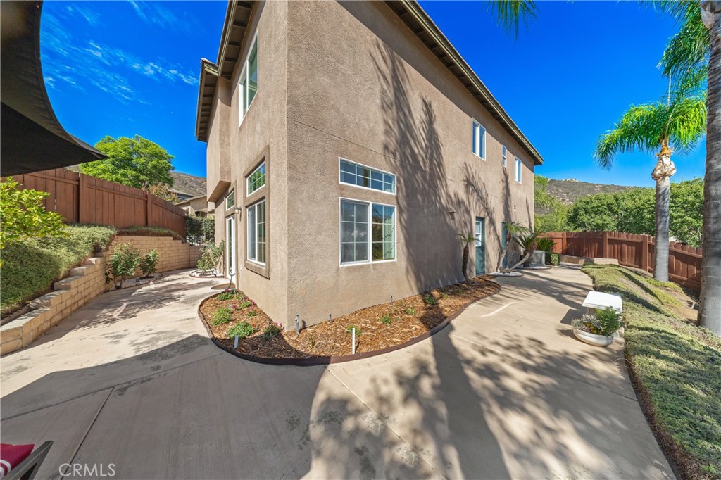 29818 Hillside View Ct