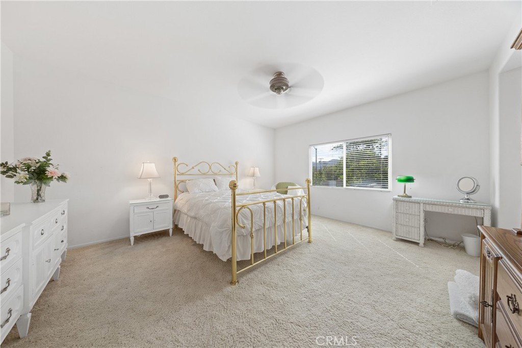 29818 Hillside View Ct