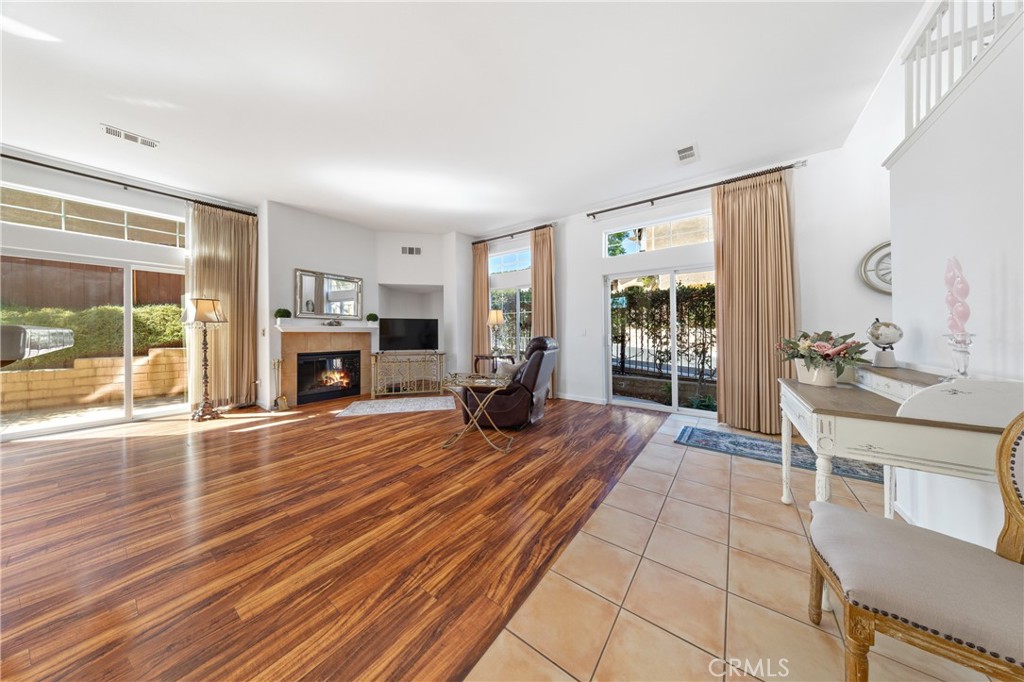 29818 Hillside View Ct