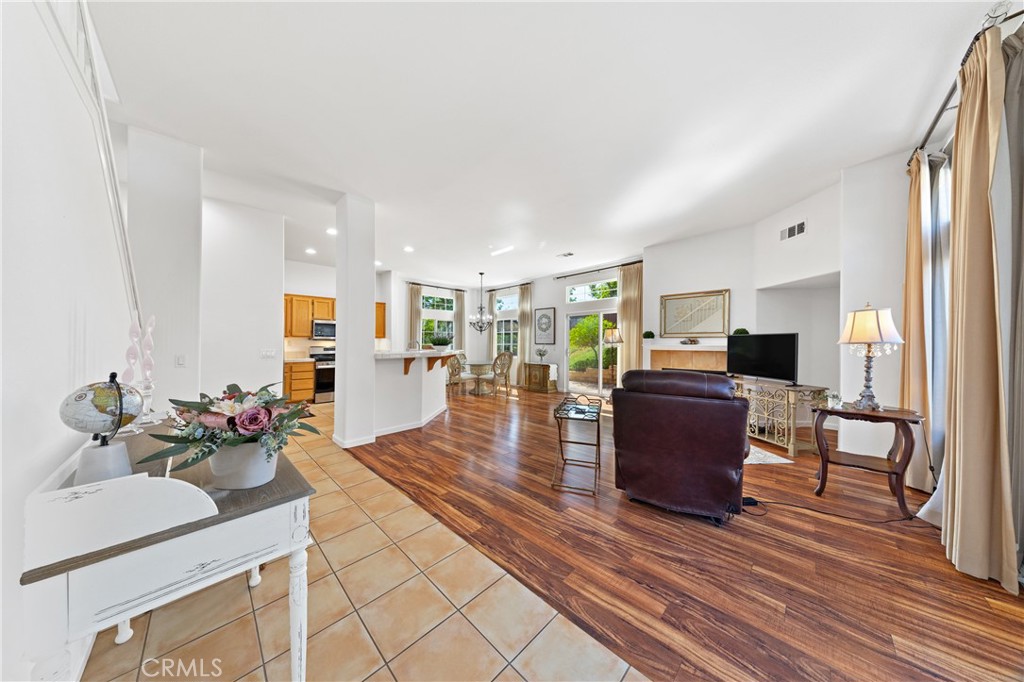 29818 Hillside View Ct