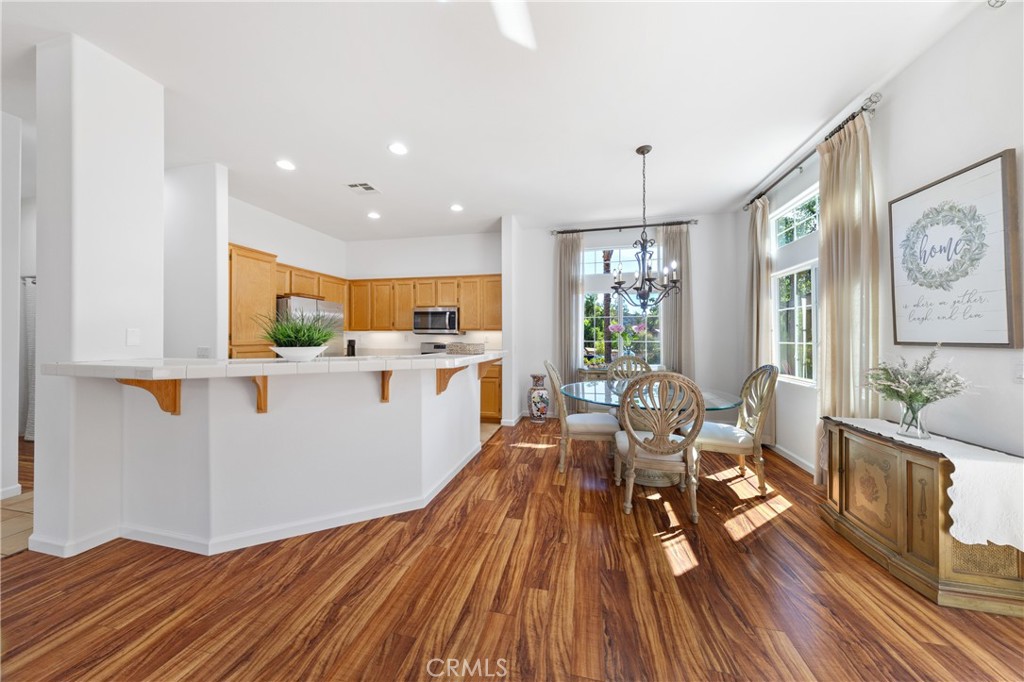 29818 Hillside View Ct