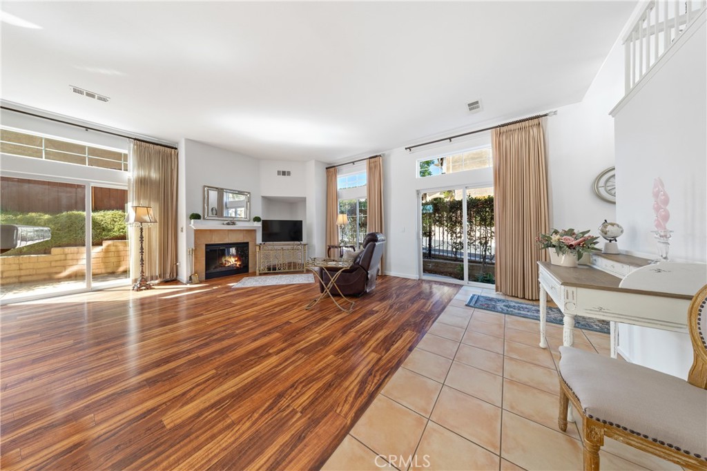 29818 Hillside View Ct