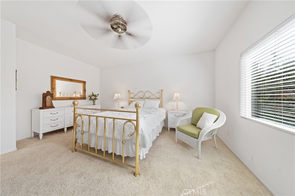 29818 Hillside View Ct