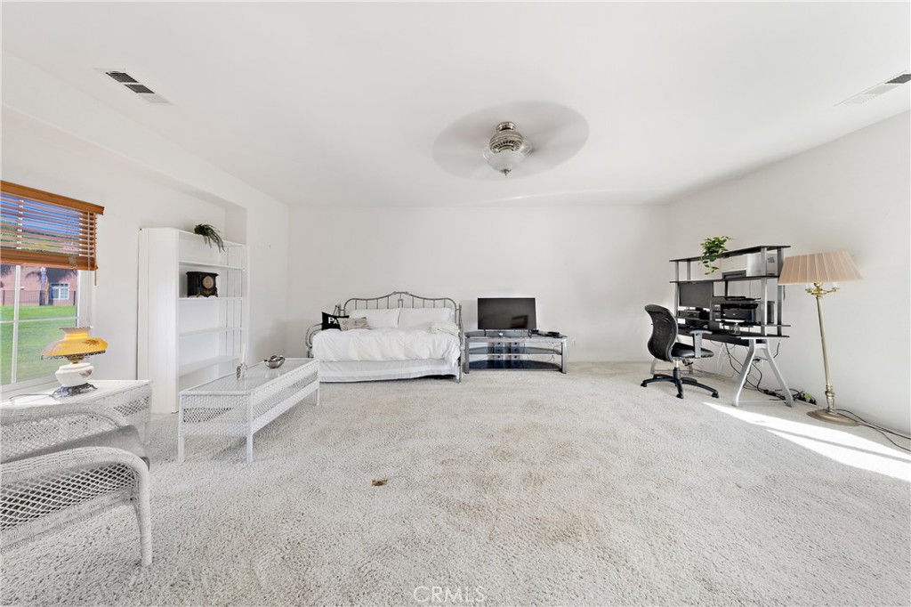 29818 Hillside View Ct