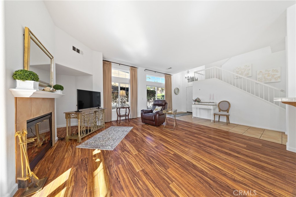 29818 Hillside View Ct