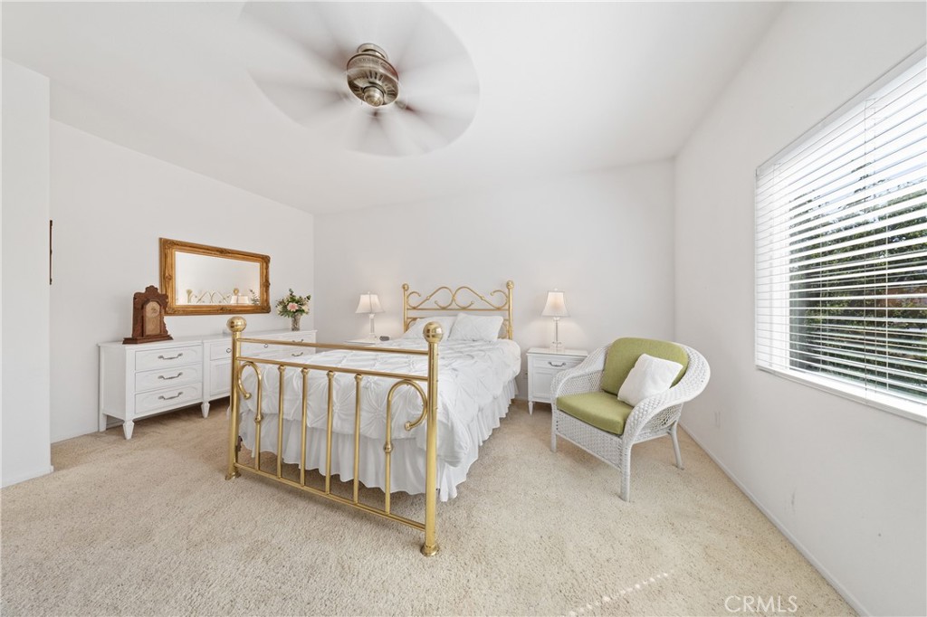 29818 Hillside View Ct