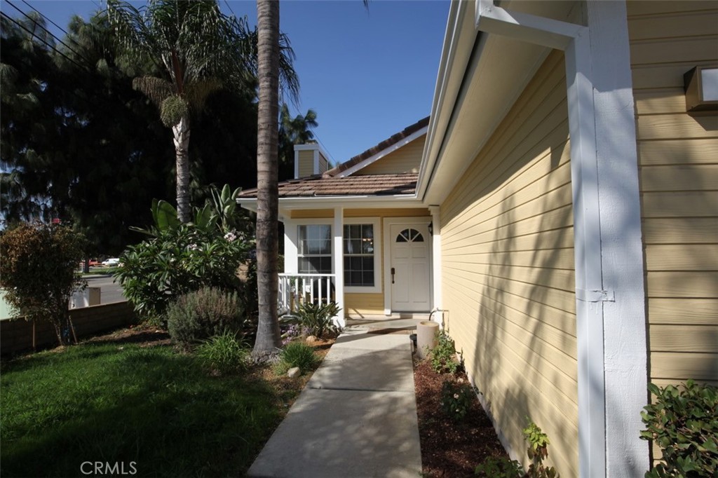 4902 Manzanita